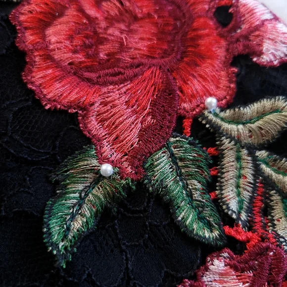 Vintage Gold Victoria Secret Dark Floral Embroidered Roses Lace Pearl Bodysuit - Picture 12 of 16